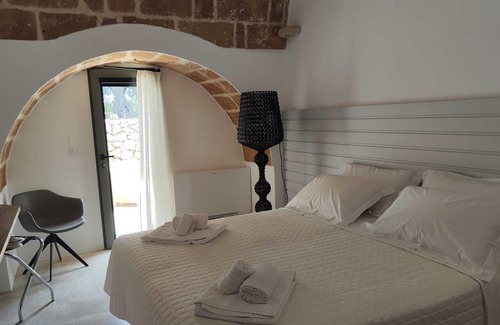 Marina di Pulsano Cama Y Desayuno | La Vacia