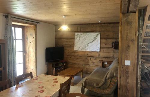 Le Barboux Chalet De Esquí | La Valentine, gîte pour 12 personnes au cœur de la nature