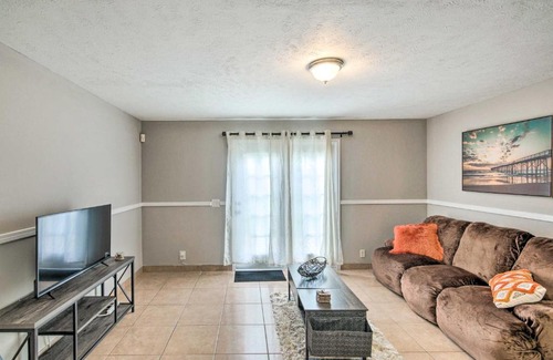 La Vergne Casa | La Vergne Townhome 22 Mi to Dtwn Nashville!