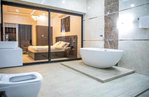 Ouagadougou Hotel | La Vida Loca Ouaga