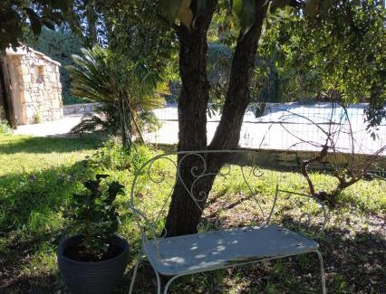 Puget-sur-Argens Cama Y Desayuno | La Vie en Couleurs Chambre d'hôtes, gîte