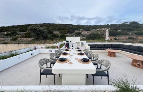 Glisidia Casa | La vie est belle luxury apartment BBQ jacuzzi&view