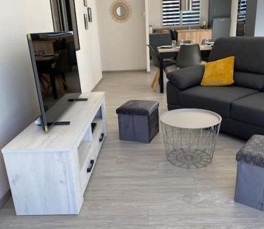 Etables-sur-Mer Casa | La Villa Cocco 4 à 6 personnes située à Etables sur Mer à 400 m de la Plage