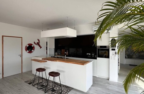 Ploudalmezeau Casa | La Villa des Dunes, 100 m from the sea, Spa, Sauna
