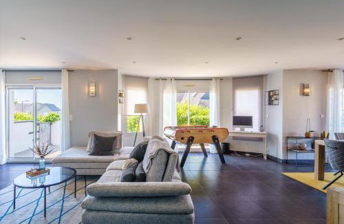 Ergue-Gaberic Casa | La Villa des Lauriers - Piscine privée et chauffée