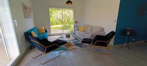 Lezan Casa | La Villa Lyne - villa moderne 4 chambres 8 personnes clim