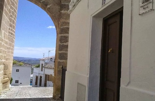 Iznajar Casa | La Villa, Alojamiento Rural ❤️