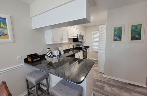 Holiday Isle Condominio | La Vista - 2 Br Condo