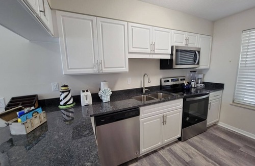 Holiday Isle Condominio | La Vista - 2 Br Condo