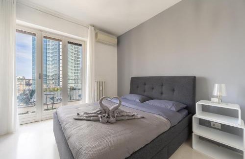 Centro Direzionale Apartamento | La Vista sulla Città - 8vo Piano Attico Mozzafiato