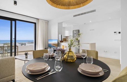 Estepona Apartamento | La Vista | with views in Estepona