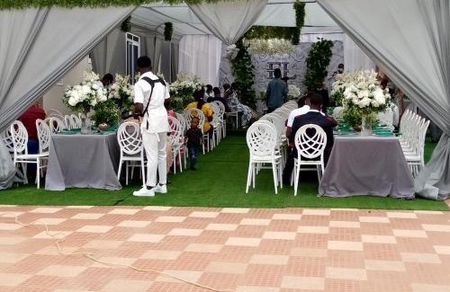 Kumasi Hotel | La-VIV ROYAL HOTEL