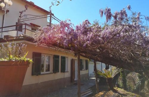Leivi Casa | La Vivagna - Casa vista mare tra gli ulivi