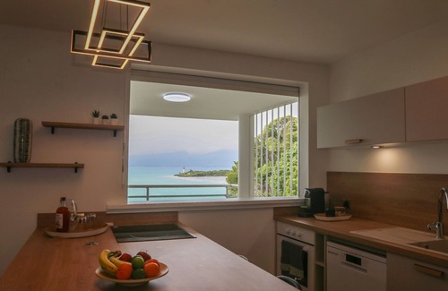 Perinet Apartamento | La Vue du Phare, Vue Mer Incroyable et Acces Privée Crique