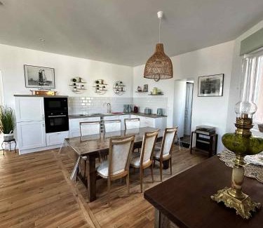 La Celle-sous-Gouzon Apartamento | La vue mer