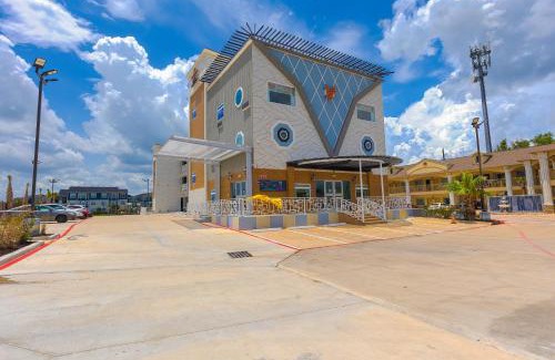 George Bush Park/Eldridge Hotel | La Vyoma Villas, Westpark Hwy 6
