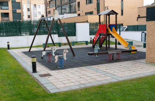 Posada de Llanes Apartamento | La Xalda, apartamento con piscina a 10 km de Llanes VUT-687-AS