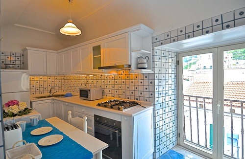 Minori Apartamento | Apartamento frente al mar con una gran terraza