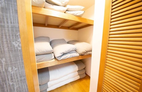 Shinjuku Villa | la3 hotel 新宿三階建て一軒家（屋内エレベーター付き)