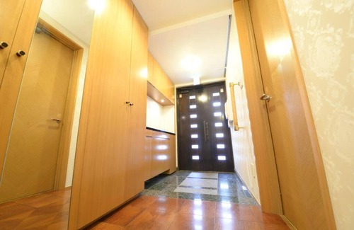 Shinjuku Villa | la3 hotel 新宿三階建て一軒家（屋内エレベーター付き)