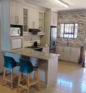 Jozini Casa | Labas Travellers Guesthouse