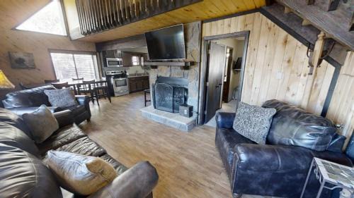 Red River Casa | LaBelle Cabin - Pet Friendly - Satellite - Close to everything