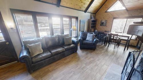 Red River Casa | LaBelle Cabin - Pet Friendly - Satellite - Close to everything