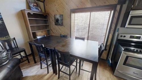 Red River Casa | LaBelle Cabin - Pet Friendly - Satellite - Close to everything