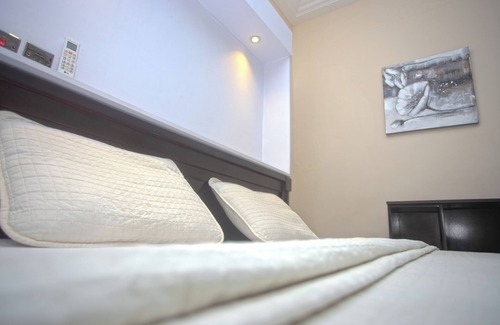 Kumasi Hotel | Labev Hotel
