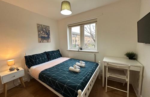 Haggerston Casa | Laburnum House-Comfortable Rooms Near City of London