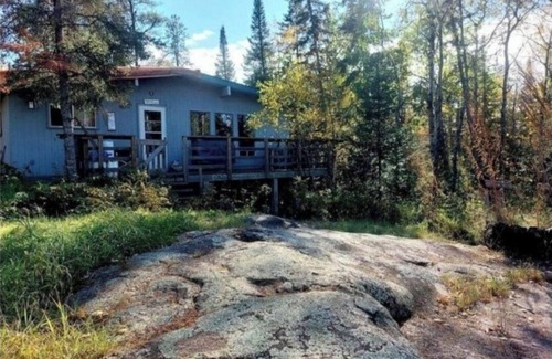 Lac du Bonnet Cabina | LAC DU BONNET COTTAGE FOR RENT - NEWLY RENOVATED!!!