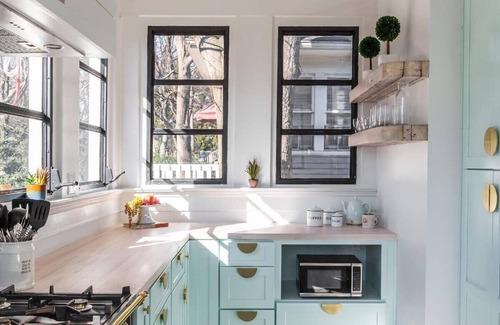Inman Park Apartamento | Lace and Leather by Minty Living