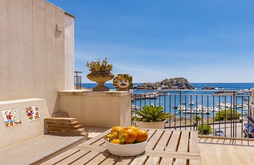 Aci Trezza Apartamento | Lachea Seaview Penthouse - Alquiler corto