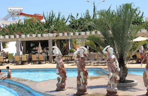 Jardim Paraiso Apartamento | Lacqua diRoma Hotel e Parque Aquático