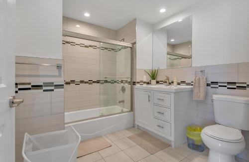 Los Angeles Apartamento | Ladera Condos - 3 Bed Condo With Rooftop Grill & Air Hockey!