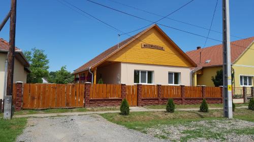 Tiszaorveny Casa | Ladik Vendégház