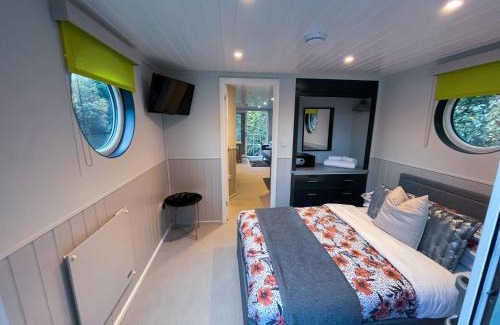 Maidstone Apartamento | Lady Florence, Maidstone a Unique River Boat with Castle Views