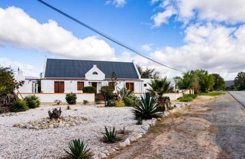 McGregor Casa | Lady Grey Walk Mcgregor Cottage