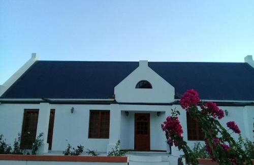 McGregor Casa | Lady Grey Walk Mcgregor Cottage