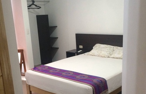 Leuro Hotel | Laelia Miraflores Hotel