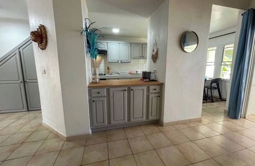 Arue Casa | Lafayette 2 - Cozy Beachside House in Arue