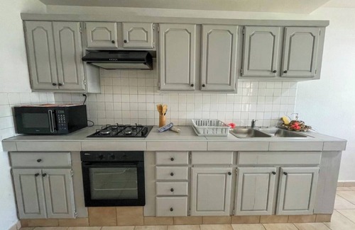 Arue Casa | Lafayette 2 - Cozy Beachside House in Arue