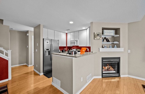 Lafayette Casa | Lafayette - Modern Townhome Getaway - Near Boulder!