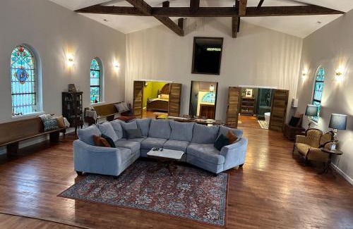 Lafayette Casa | Lafayette's Oldest Church