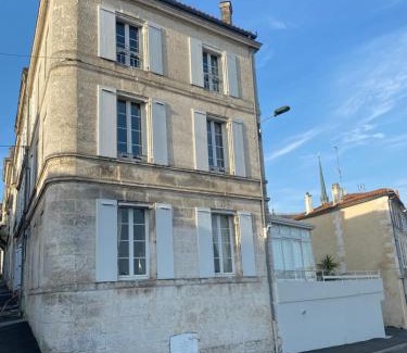 Angouleme Cama Y Desayuno | Laferrière