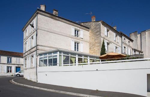 Angouleme Cama Y Desayuno | Laferrière