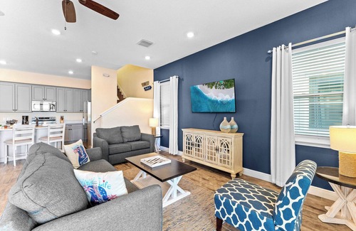 West Kissimmee Cabaña | Lafitte's Landing Lakeview Cottage - Lakefront!