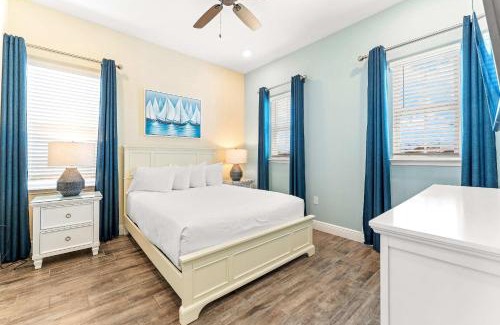 West Kissimmee Casa | Lafitte's Landing Lakeview Cottage - Lakefront