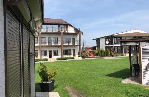 Volyn Oblast Casa | Lago Casa