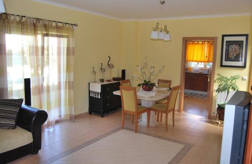 Lagoa de Albufeira Casa | Lagoa House Albufeira